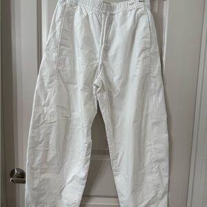 Abercrombie & Fitch Women’s White Poplin Barrel Pants